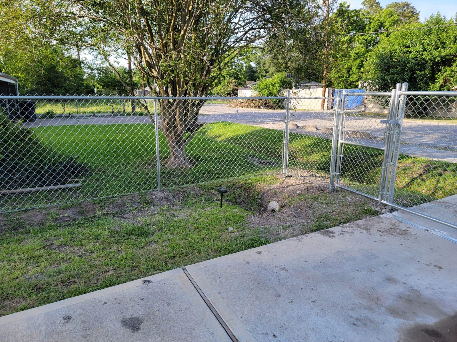 Chain-link fence gate Houston TX