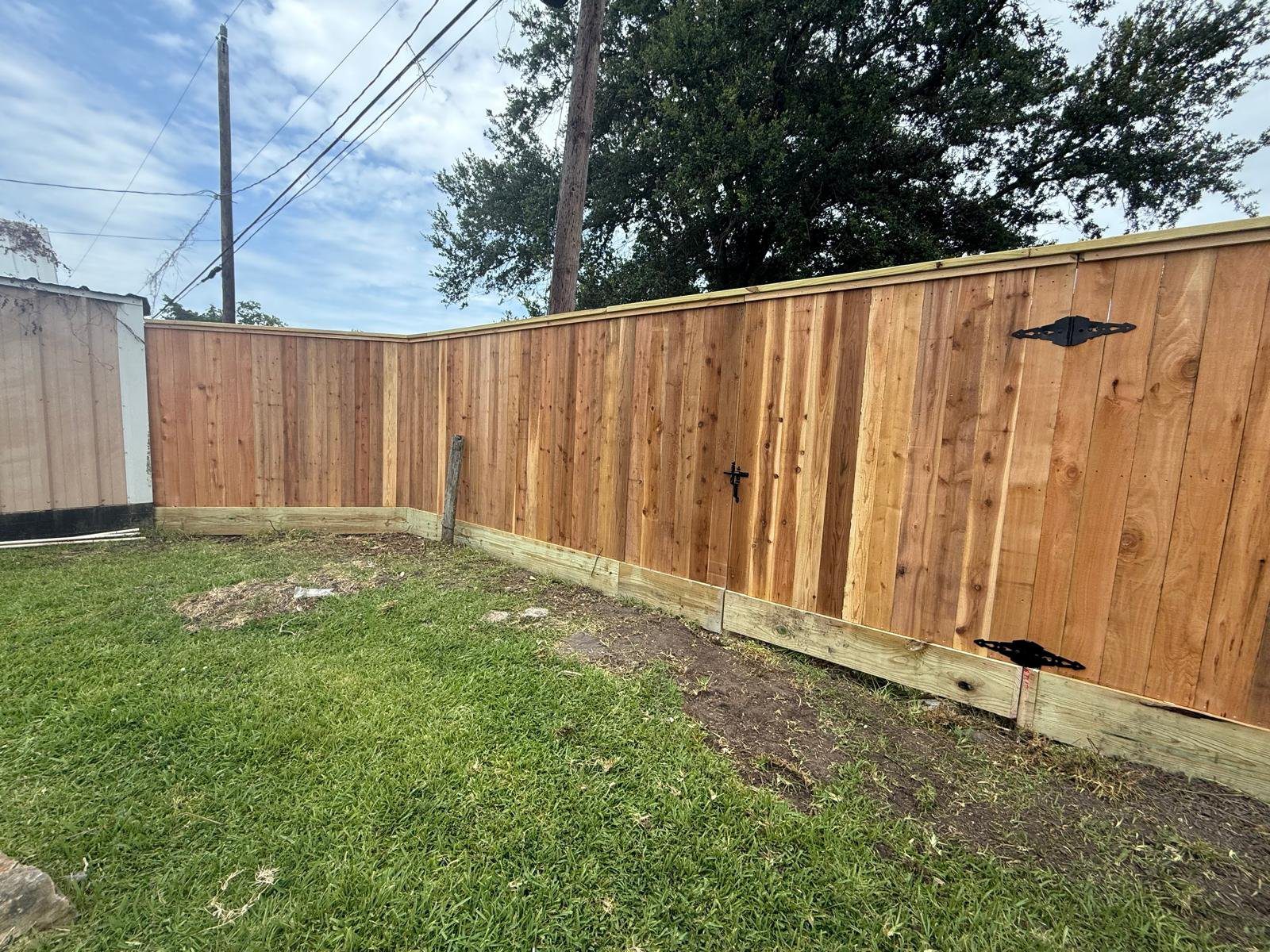 Cedar privacy fence installation Houston residential