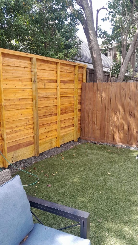 houston-privacy-wood-fence-installation-residential-backyard - Mustang Fencing and Gates