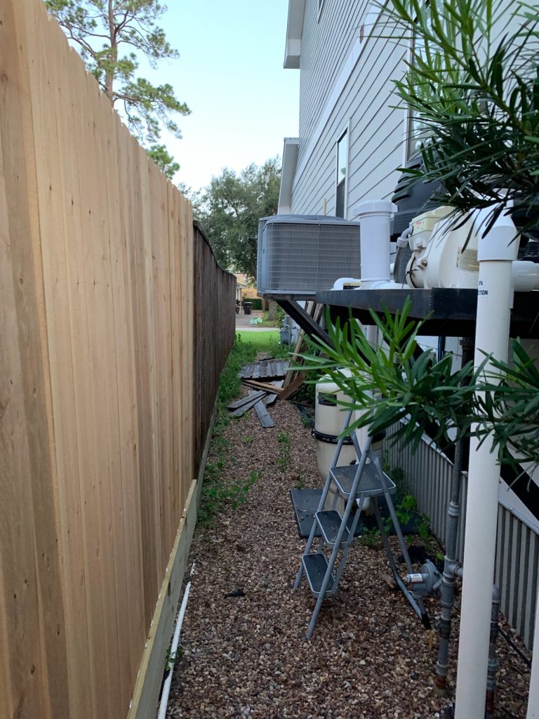 A Memorable Wooden Fence Project in Houston Texas